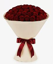 Букет 101 Бордовая роза Блэк Бакарра в Енотаевке