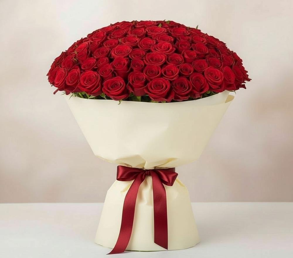 Букет 101 Красная роза Милано в Енотаевке