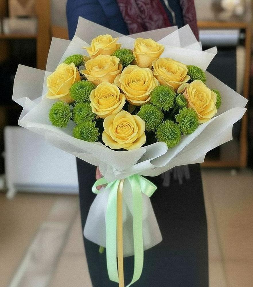 Букет цветов из: Хризантемы и Розы в Енотаевке