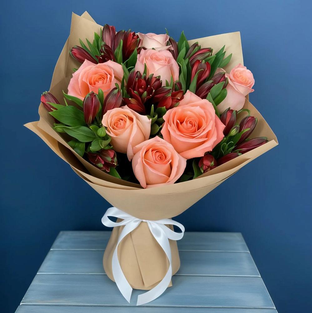 Букет цветов из: Розы и Альстромерии в Енотаевке