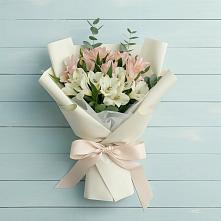 Букет цветов из:  Альстромерии в Енотаевке