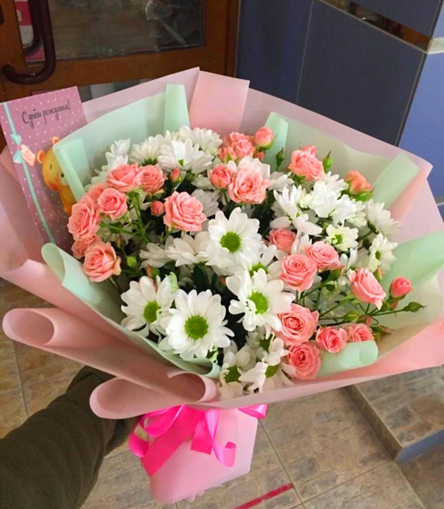 Букет цветов из: Розы и Хризантемы в Енотаевке