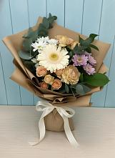 Букет цветов из:  Герберы и Хризантемы в Енотаевке