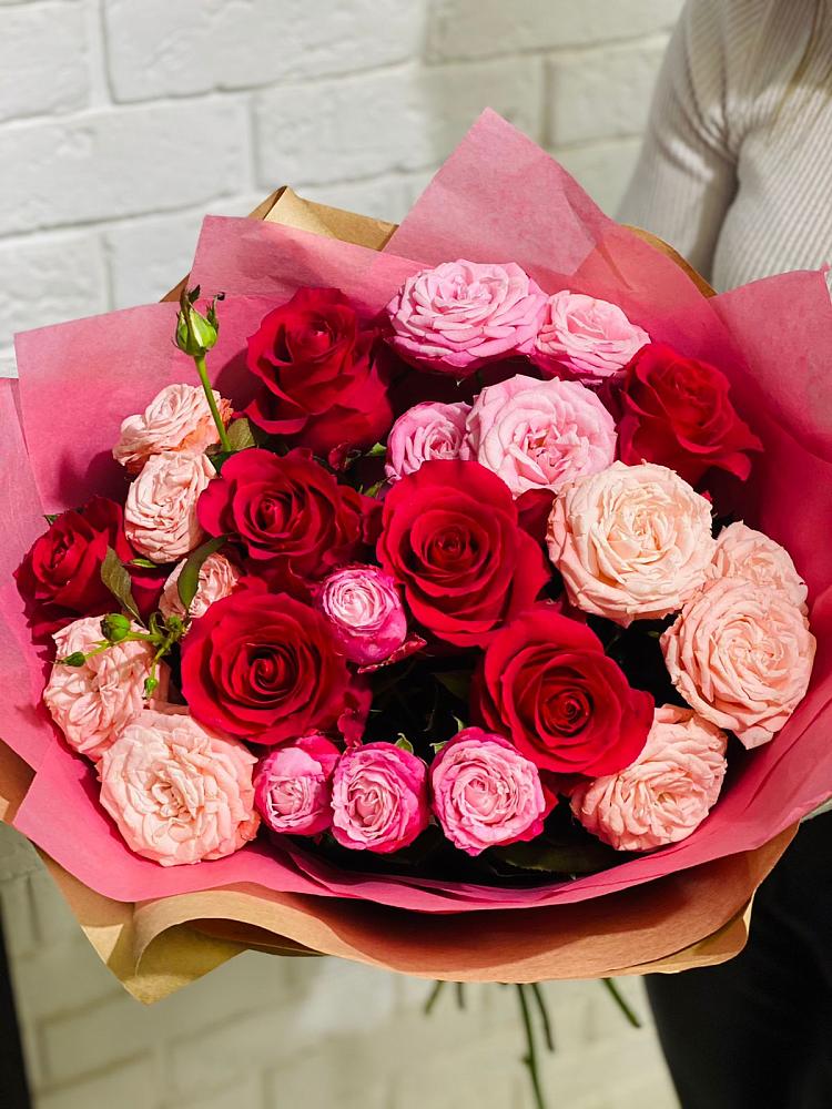 Букет цветов из: Розы в Енотаевке