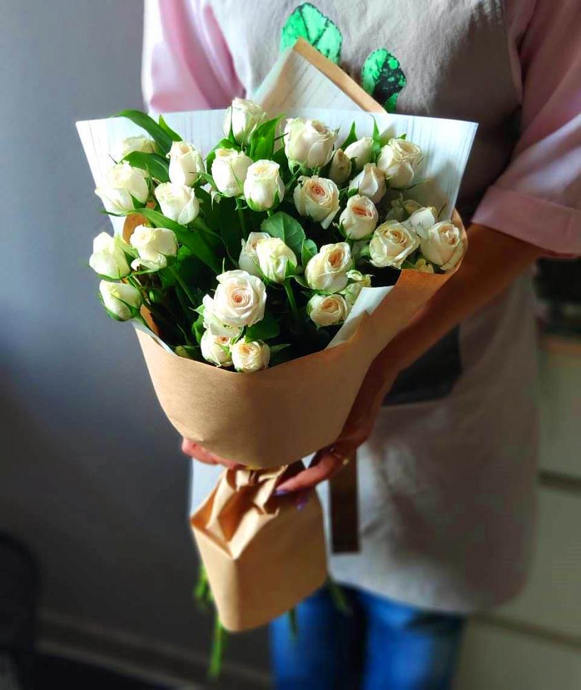 Букет цветов из: Розы в Енотаевке
