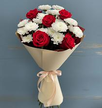Букет цветов из:  Розы и Хризантемы в Енотаевке