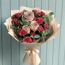 Букет цветов из:  Гвоздики и Розы #REPLACE_PRED# Енотаевке