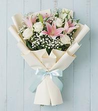Букет цветов из:  Лилии в Енотаевке