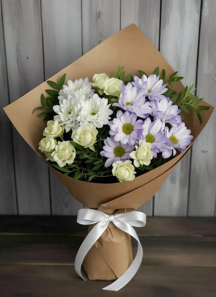 Букет цветов из: Хризантемы и Розы в Енотаевке